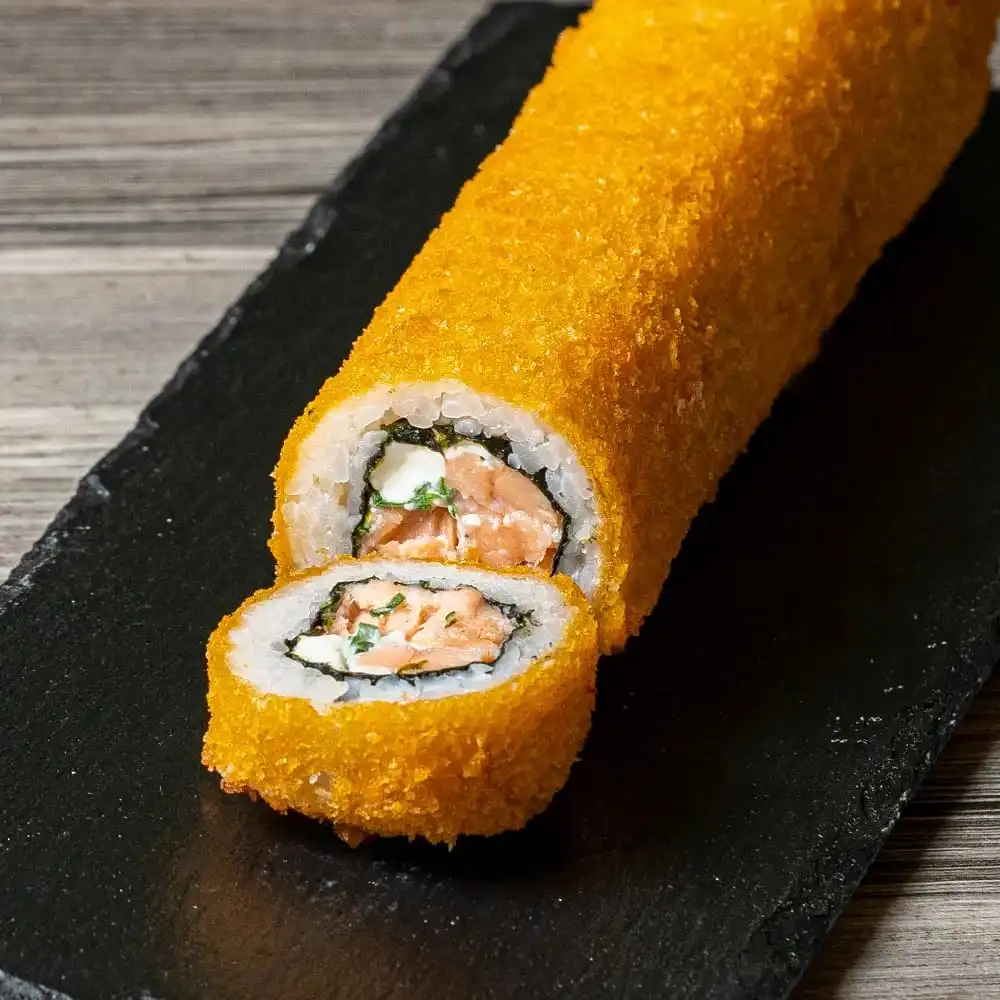 Hand roll de Salmón